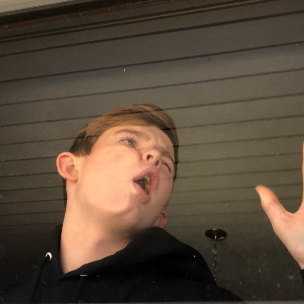 Meet your Posher, Tom